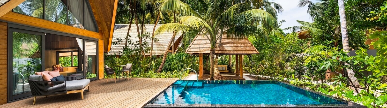 Image of The St. Regis Maldives Vommuli Resort, a member of the FINE HOTELS & RESORTS programme