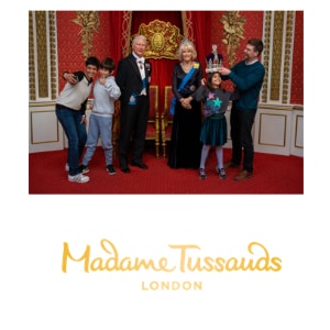 a family looking at the sealife at Sea Life