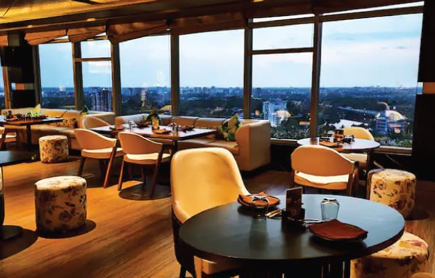 Sky Grill - Crowne Plaza Kochi