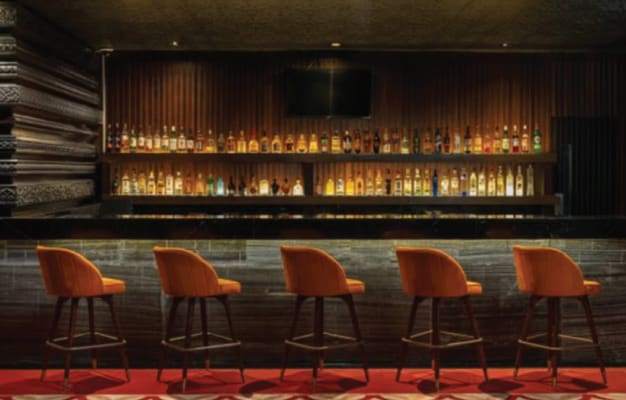 ConneXions Bar By Crowne Plaza Kochi
