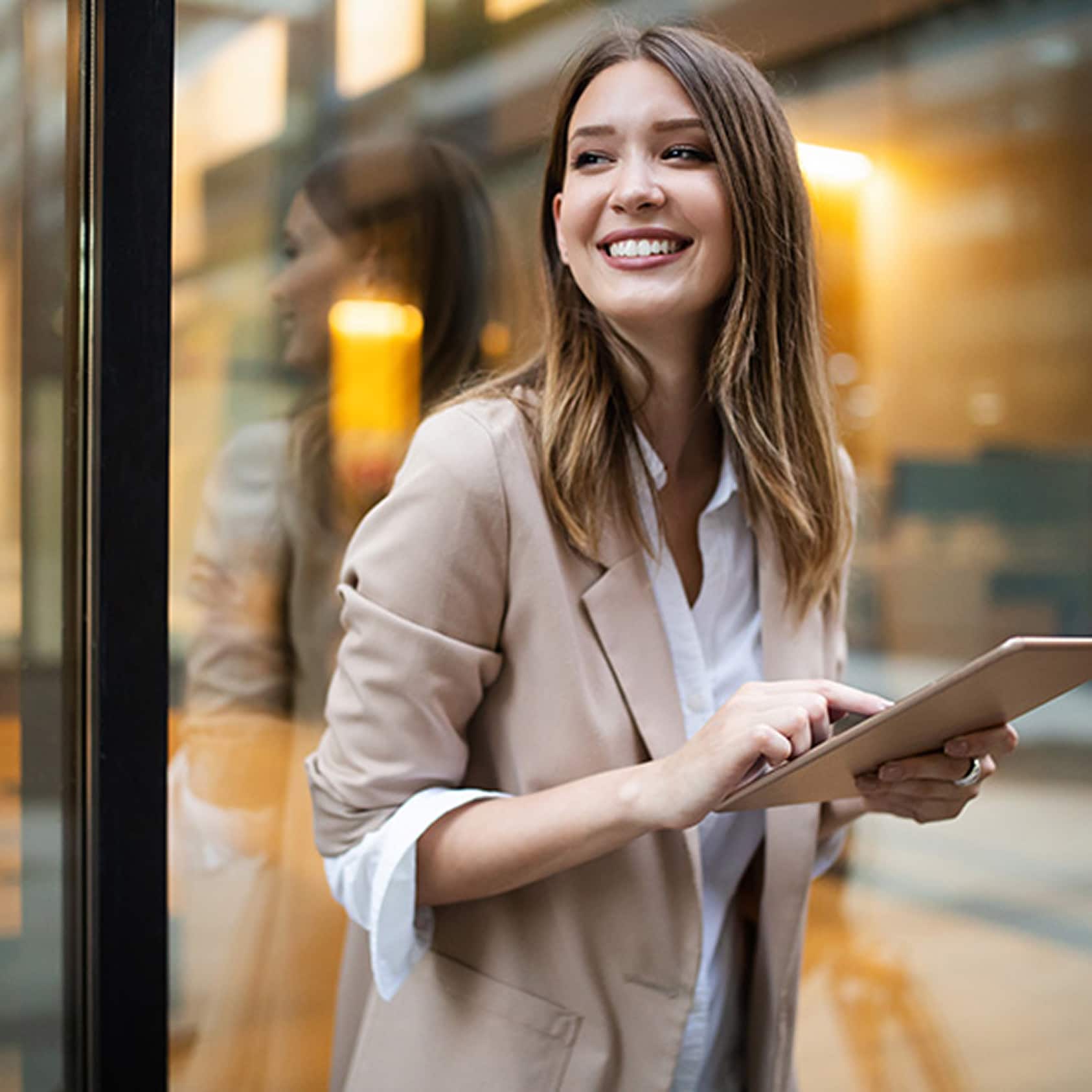 Resumen de tarjetas y soluciones para empresas de American Express.