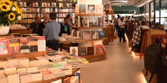 Descuentos y postre de regalo en Cafebrería El Péndulo con American Express