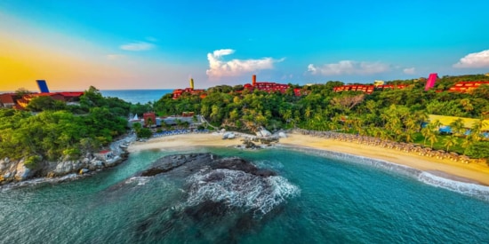 Las Brisas Huatulco Dedicated