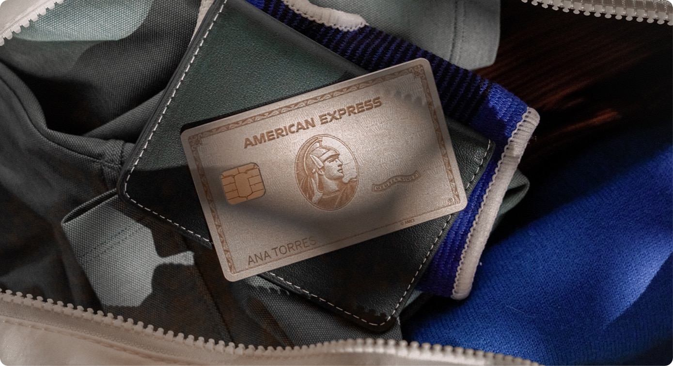 The Gold Card American Express: Detalle de una Tarjeta American Express, servicio de Tarjetas Adicionales.