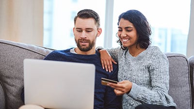 Protección y Reemplazo de la Tarjeta