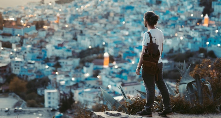 Etälääkärin neuvontaa matkoilla