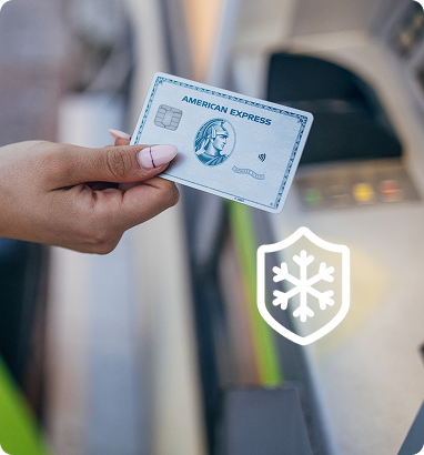 Carte de Platine American ExpressMD utilisée pour payer sans contact