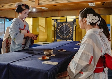 アメックスイベント 知新の扉™  祇園祭2025 宵山茶席と山鉾搭乗 Only for Amex