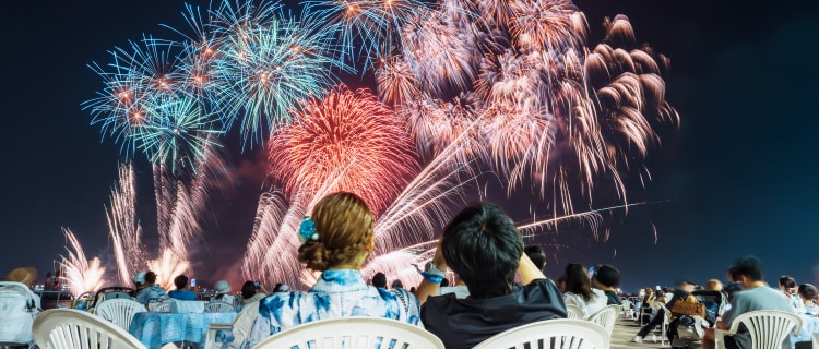  横浜花火 2025 特別鑑賞 Only for Amex