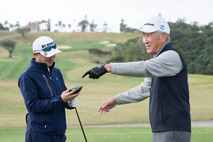  青木功プロからのサプライズ！ 「私のドライバーで打っていいよ！」