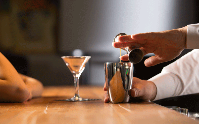 初心者だからこそ、バーに行く前に知っておきたいこと