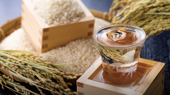 日本酒度とは？日本酒の辛口／甘口の違いをわかりやすく解説