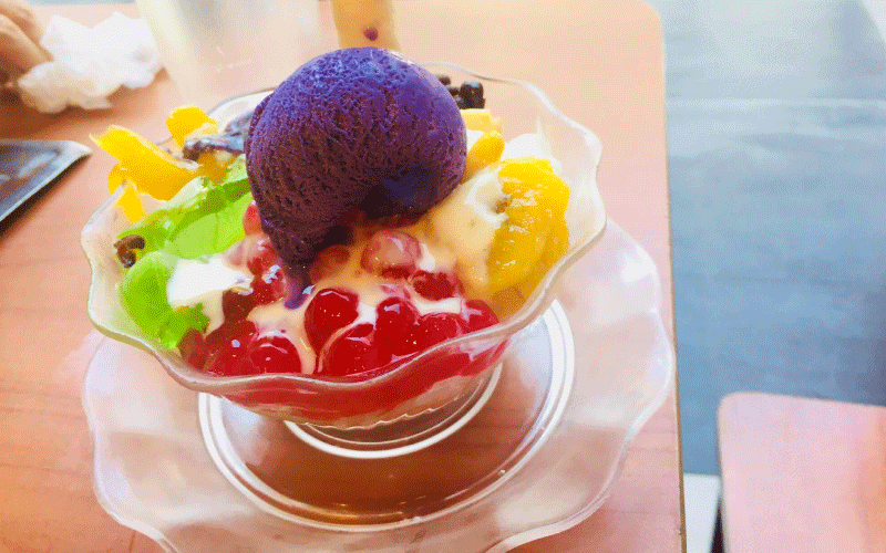 ハロハロは南国フィリピンを代表するスイーツのひとつ。