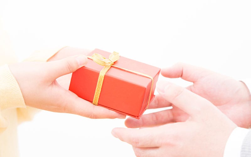 知っておきたい退職や異動時のお菓子選びのポイントとは⁉渡すタイミングなどのマナーも押さえてより好印象に