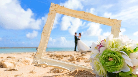 結婚費用の平均は？結婚費用のカード支払いと入会特典で沖縄旅行に行けるかも？