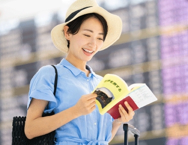 海外旅行保険はクレカ付帯だけで十分？サポート内容や任意保険も解説