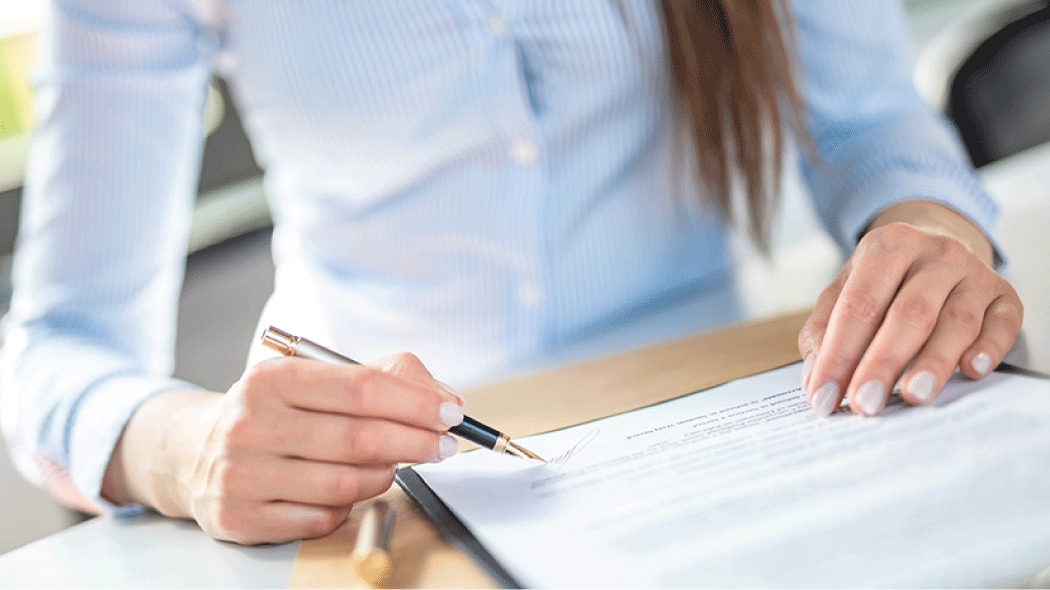 クレジットカードの審査期間や発行までの日数・必要書類について解説​