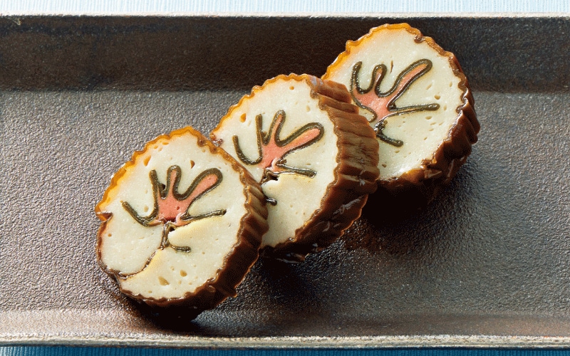 五島沖の新鮮な魚をかまぼこに！お土産は名産の昆布巻きかまぼこ「五島巻」で決まり