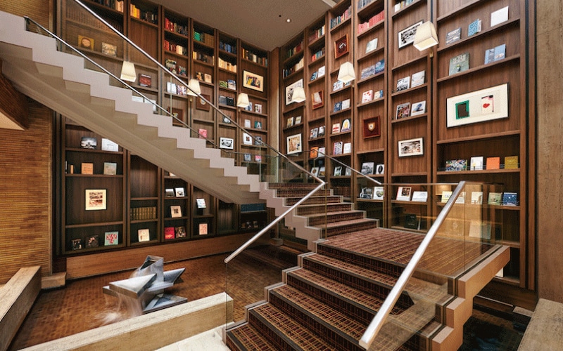 【芝公園】本に囲まれた「芝パークホテル」で読書三昧の贅沢ステイ