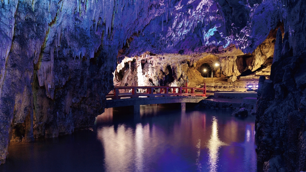 【2023版】全国のおすすめパワースポット鍾乳洞5選