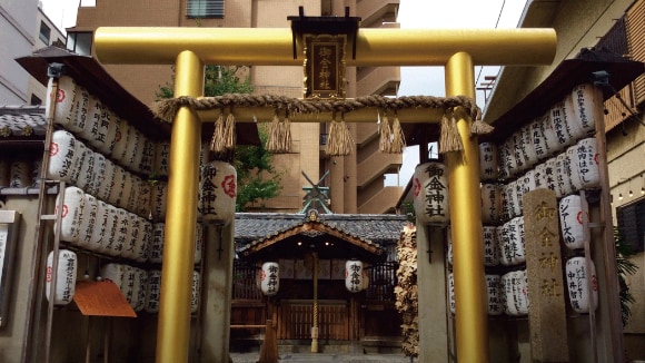 読み方は「お金神社」ではない？京都の金運アップにおすすめの御金神社（みかねじんじゃ）