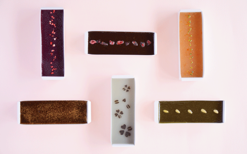 宝石のように輝く美しさと伝統の味わい。百花園の「HIYORIKA-日和果-羊羹」