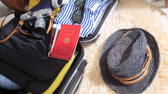 【2024年版】海外旅行前の準備・持ち物一覧とスマホ海外使用時の注意点