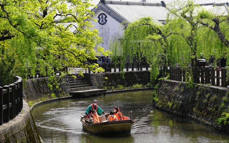 小江戸の風情を「小野川舟めぐり観光船」の船上から愛でよう