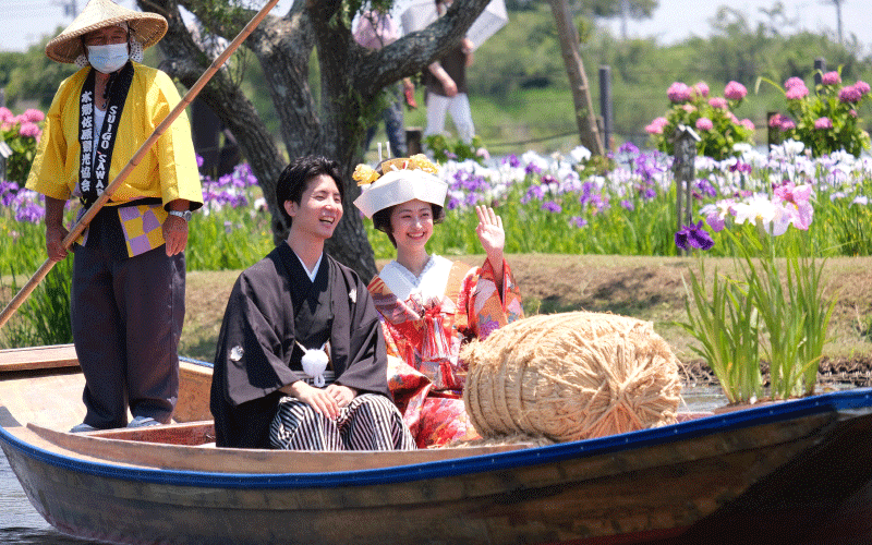 船上から花鑑賞できる貴重な体験「水郷佐原あやめパーク」