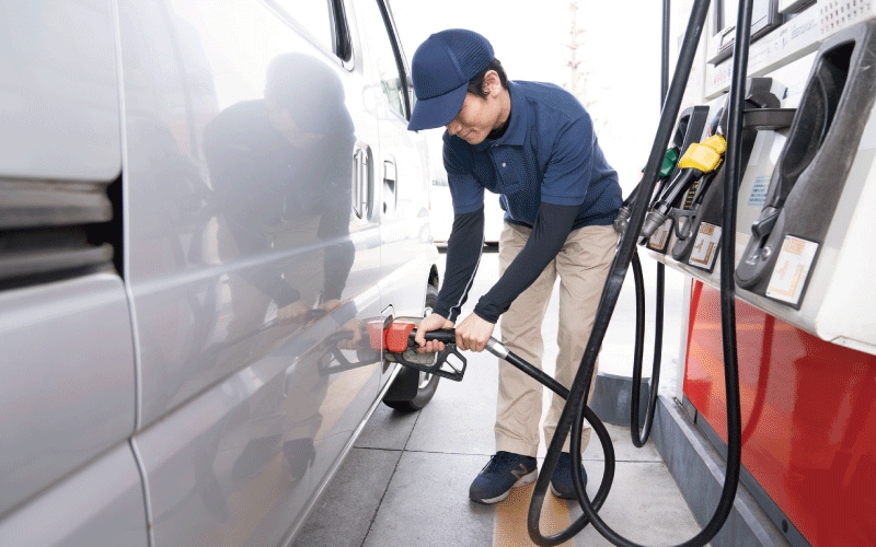 法人カード（ビジネス・カード）とガソリンカードの違いとは