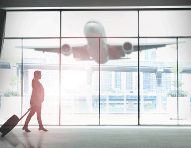 法人カード（ビジネス・カード）でも空港ラウンジは使える？利用方法や注意点を解説