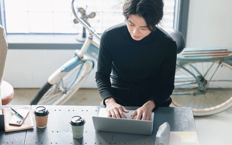 ビジネス・カードの申し込みはオンラインで可能