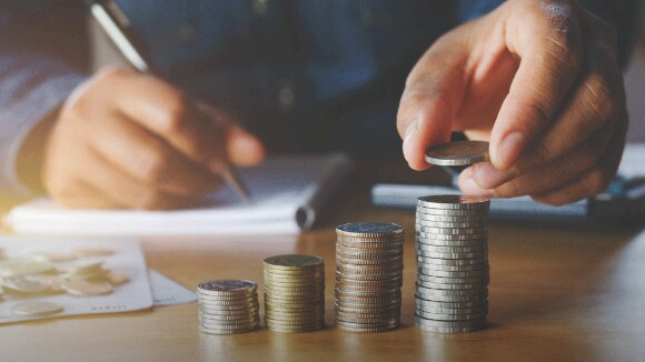 【令和最新】40歳の貯金額の平均はどのくらい？