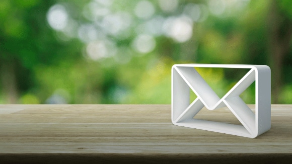 「ご査収ください」の意味とは？類義語との違いや返信要否についても解説