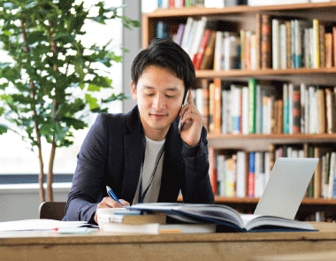 法人カードは会社設立直後でも申し込める？カードを作るメリットも解説 