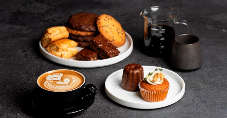 フォトジェニックな空間とメニュー