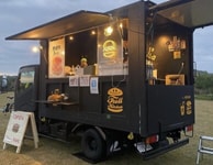 洋食と珈琲の店