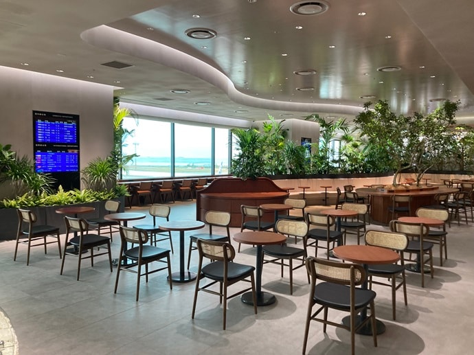 ラウンジ華～hana～