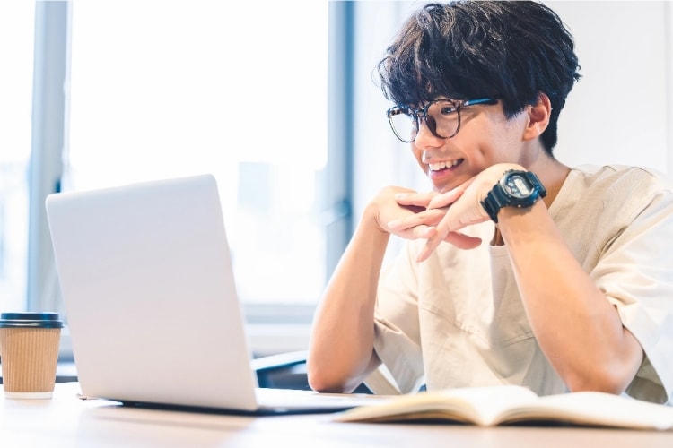 新しいことを気軽に試せる月会費制のグリーン