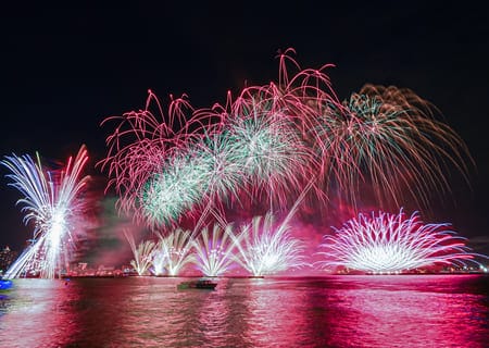 アメックスイベント 知新の扉™　横浜花火 特別鑑賞 Only for Amex