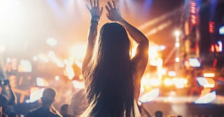 AMERICAN EXPRESS EXPERIENCES