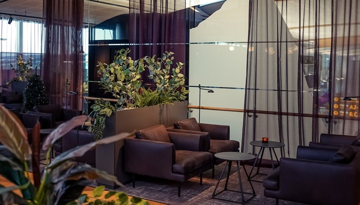 OSL Domestic Lounge