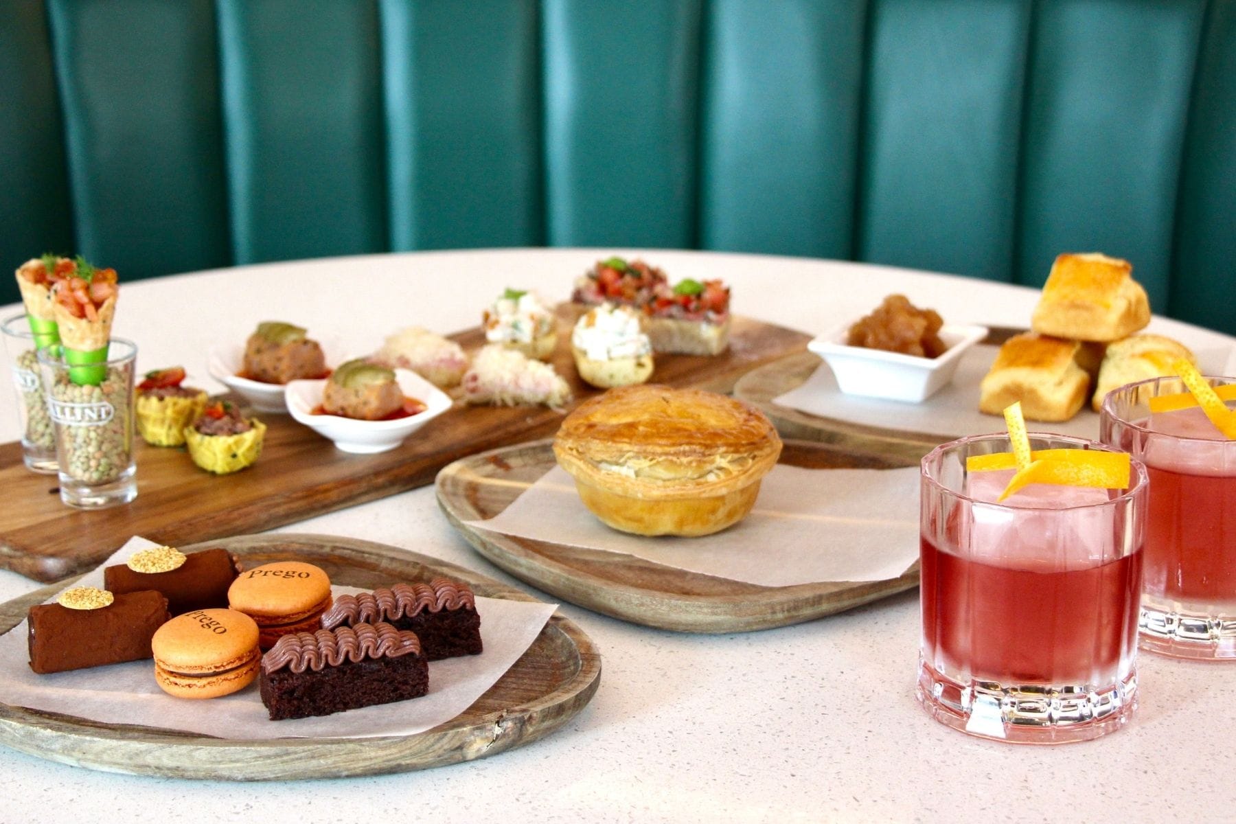 The Stylish Prego Gentlemen's Tea