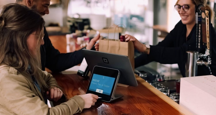 Hur du använder Apple Pay