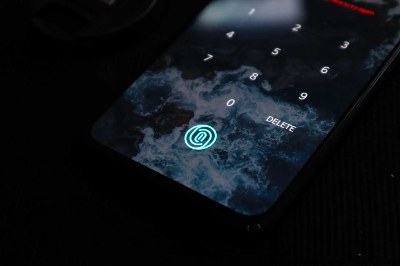 Biometrische Authentifizierung durch Fingerabdruck am Smartphone