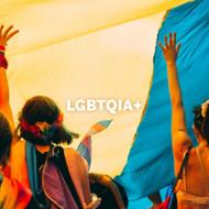 Link zu betterplace.org Spenden LGBTQIA+ - Zahlen mit Punkten Details