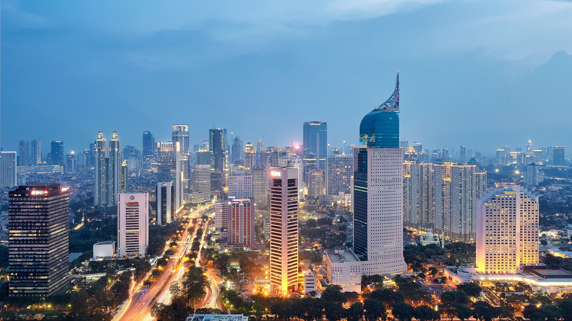 Luftaufnahme der Skyline von Jakarta.