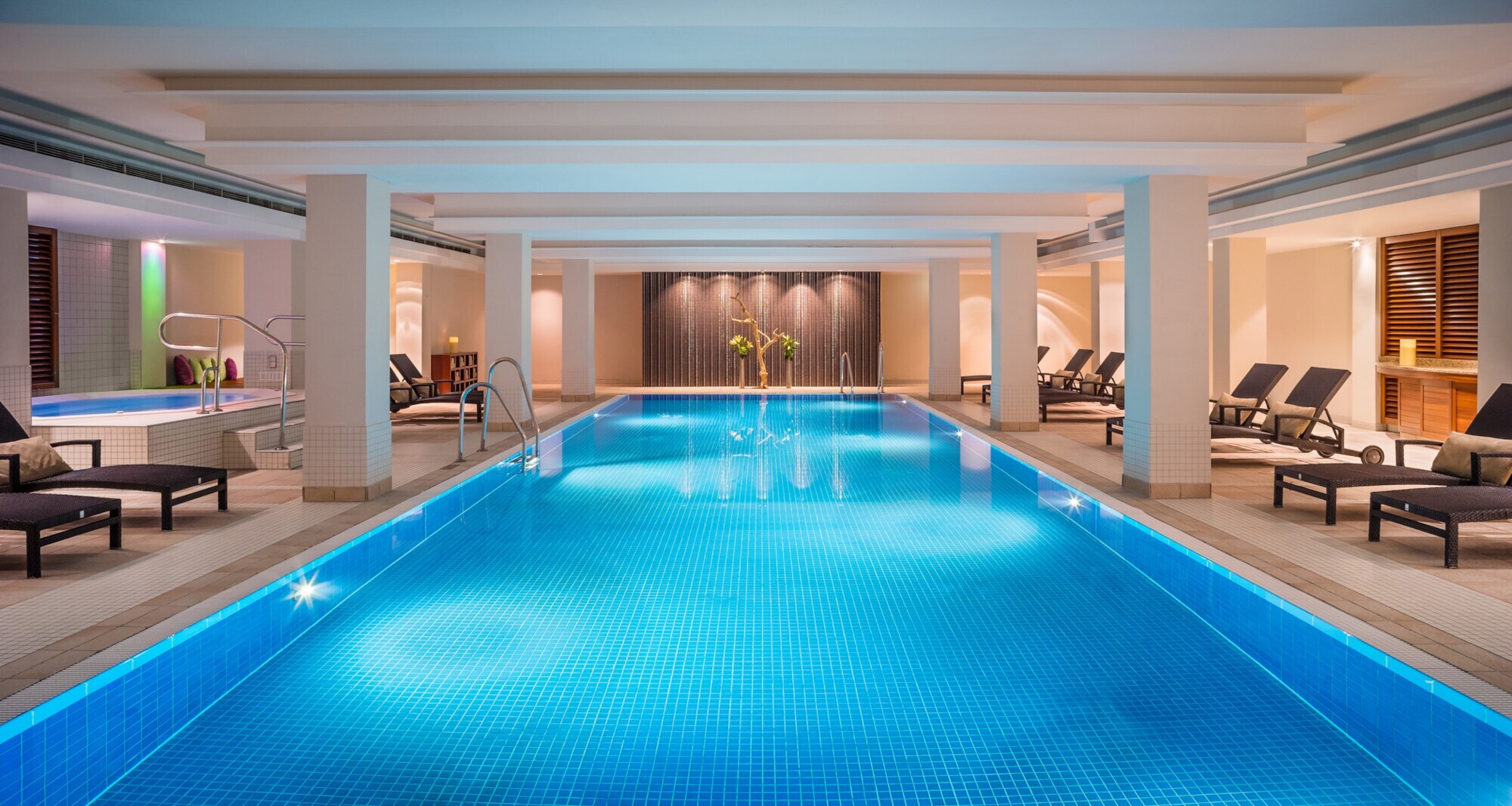 Der Pool vom Le Méridien in München. Der Pool vom Le Méridien in München.