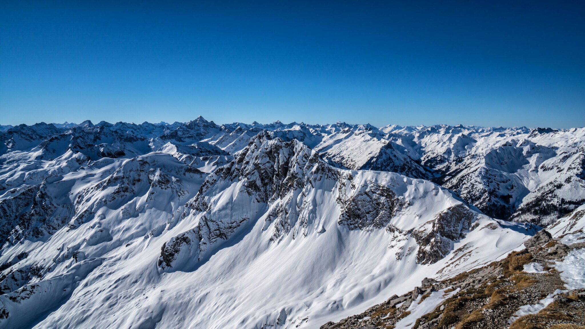 Blick vom Gaishorn über die Allgäuer Alpen in Österreich Blick vom Gaishorn über die Allgäuer Alpen in Österreich