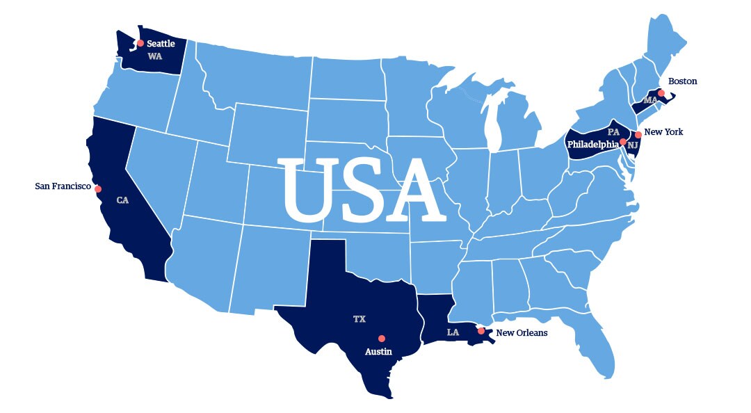Karte der USA mit markierten Bundestaaten und Städten.